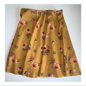 Small Flower skirt🌻 from Zara